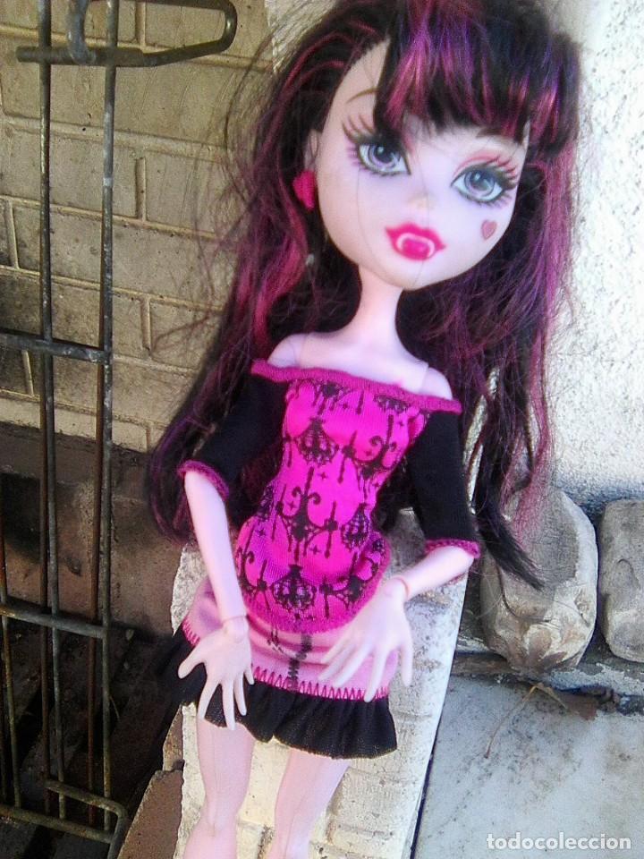 Mu&ntilde;ecas modernas: Monster High - Draculaura - Foto 1