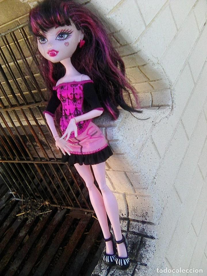 Mu&ntilde;ecas modernas: Monster High - Draculaura - Foto 4