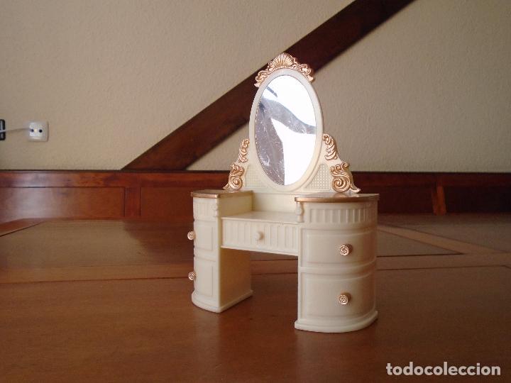 Mu&ntilde;ecas modernas: MUEBLE TOCADOR PARA MU&Ntilde;ECAS - Foto 2