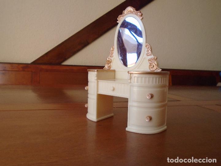 Mu&ntilde;ecas modernas: MUEBLE TOCADOR PARA MU&Ntilde;ECAS - Foto 6