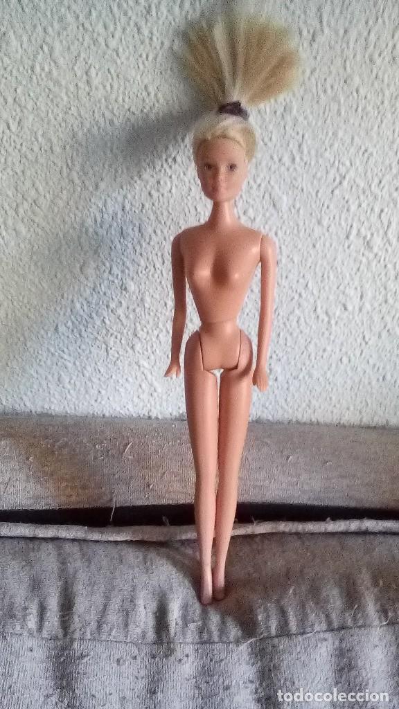 Mu&ntilde;ecas modernas: Mu&ntilde;eca Stefy Love y bebe pelon ( defectos) - Foto 1
