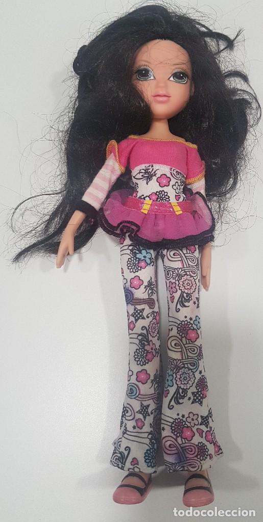 Mu&ntilde;ecas modernas: MU&Ntilde;ECA BRATZ , 2009 , MGA - Foto 1