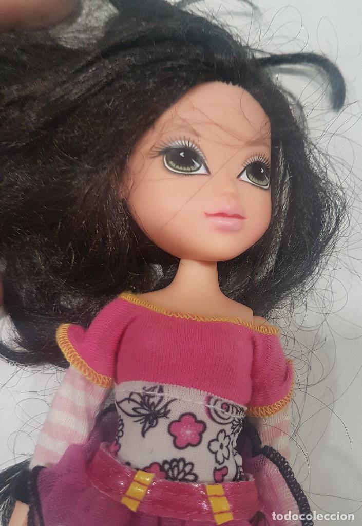 Mu&ntilde;ecas modernas: MU&Ntilde;ECA BRATZ , 2009 , MGA - Foto 3