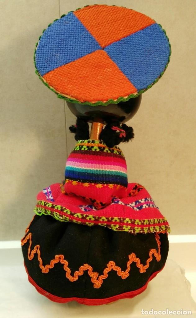Mu&ntilde;ecas modernas: Peruana en madera - Foto 2