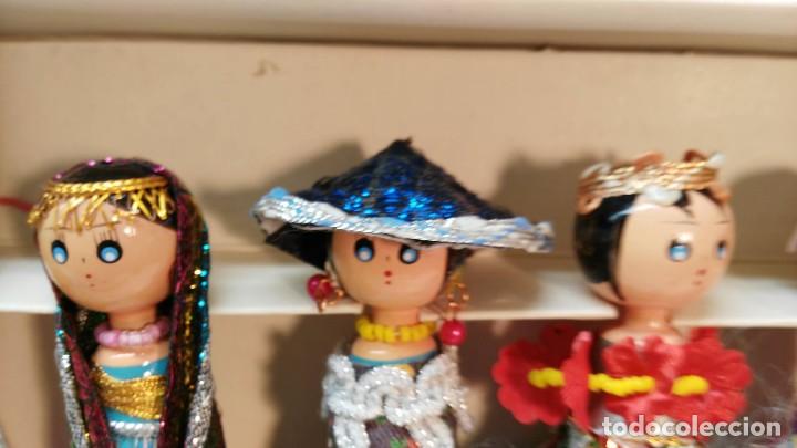 Mu&ntilde;ecas modernas: Seis mu&ntilde;ecas de madera de colecci&oacute;n - Foto 2