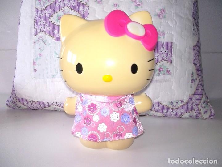 Mu&ntilde;ecas modernas: MU&Ntilde;ECA HELLO KITTY-GEL DE BA&Ntilde;O - Foto 3