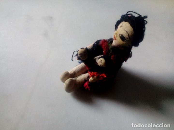 Mu&ntilde;ecas modernas: Mu&ntilde;eca de fieltro Guatemalteca - Foto 2