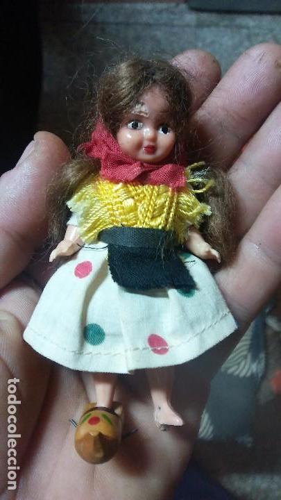 Mu&ntilde;ecas modernas: ANTIGUA MU&Ntilde;ECA DE CELULOIDE 10cm - Foto 1