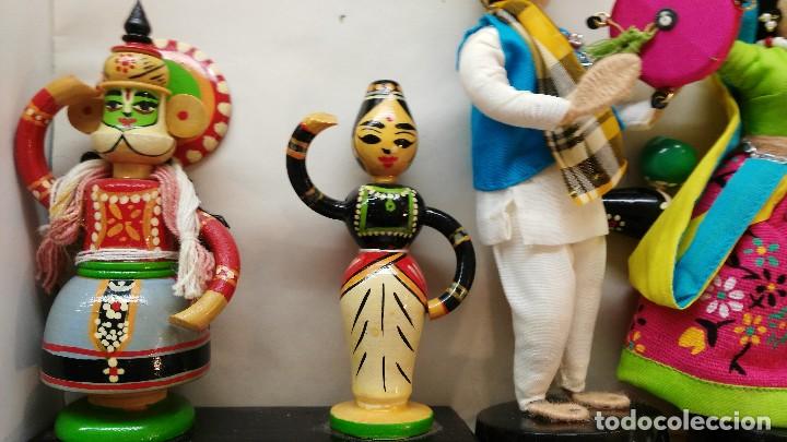 Mu&ntilde;ecas modernas: Mu&ntilde;ecos de madera Bombay - Foto 3