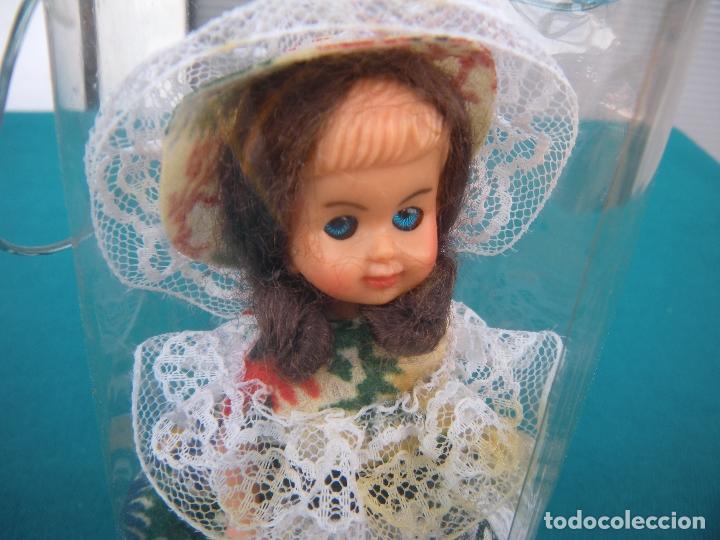 Mu&ntilde;ecas modernas: MU&Ntilde;ECA DE SAN MARINO. - Foto 4