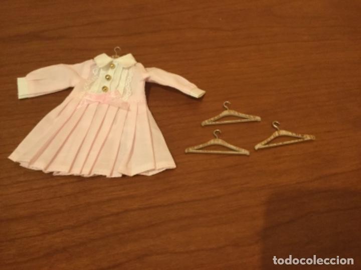 Mu&ntilde;ecas modernas: Perchas para Blythe o Barby - Foto 1