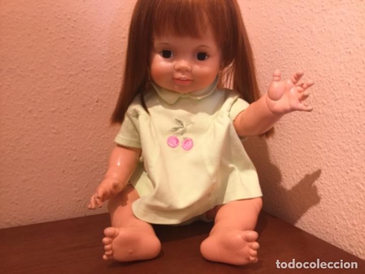 Mu&ntilde;ecas modernas: Crissy bebe de Ideal Toys - Foto 3