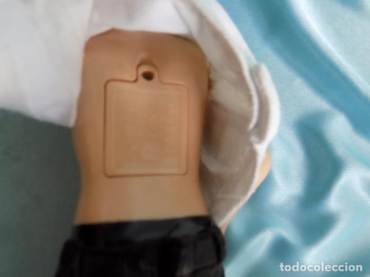 Mu&ntilde;ecas modernas: MU&Ntilde;ECO Justin Bieber 2010 canta - Foto 5