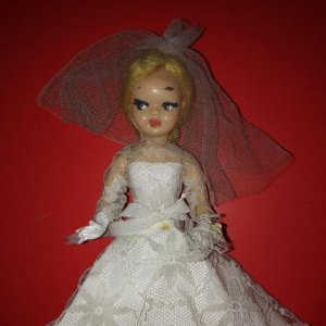 Muñeca 17 cm pastel de boda. bonito vestido de novia