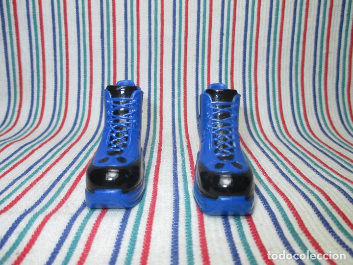 Mu&ntilde;ecas modernas: MU&Ntilde;ECA BRATZ, BOTAS - Foto 1