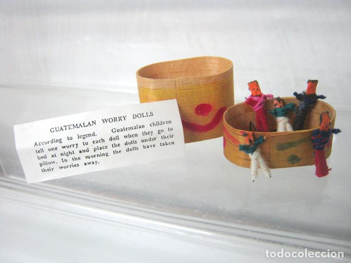 Mu&ntilde;ecas modernas: Mu&ntilde;ecas miniatura Guatemala con leyenda - Foto 1