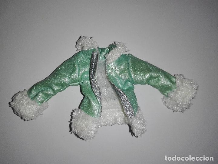 Mu&ntilde;ecas modernas: chaqueta de mu&ntilde;eca bratz - Foto 1
