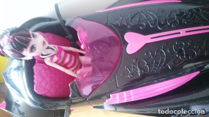 Mu&ntilde;ecas modernas: monster high - coche mas draculaura - Foto 2