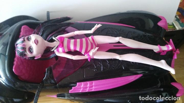 Mu&ntilde;ecas modernas: monster high - coche mas draculaura - Foto 4