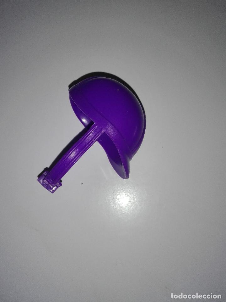 Mu&ntilde;ecas modernas: Casco de mu&ntilde;eca monster high - Foto 3