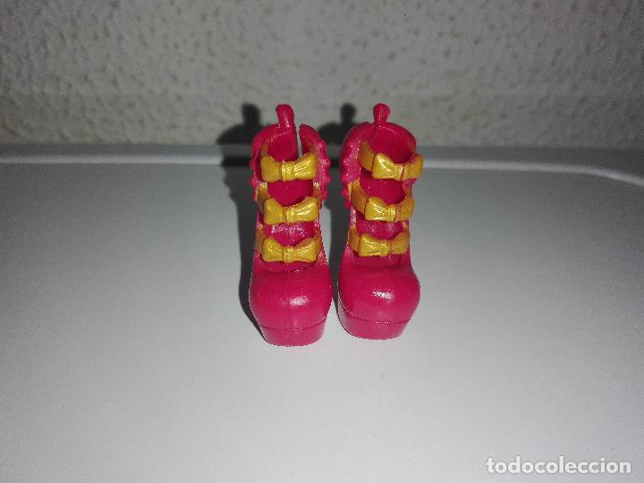 Mu&ntilde;ecas modernas: Zapatos de Mu&ntilde;eca ever after high - Foto 2