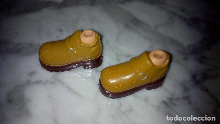 Mu&ntilde;ecas modernas: Zapatos Bratz Boy - Foto 2