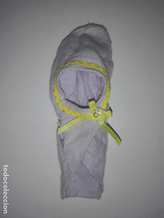 Mu&ntilde;ecas modernas: Chaqueta tama&ntilde;o mu&ntilde;eca bratz - Foto 1