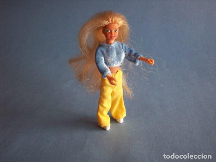 Mu&ntilde;ecas modernas: mu&ntilde;eca con pelo suelto - Foto 1
