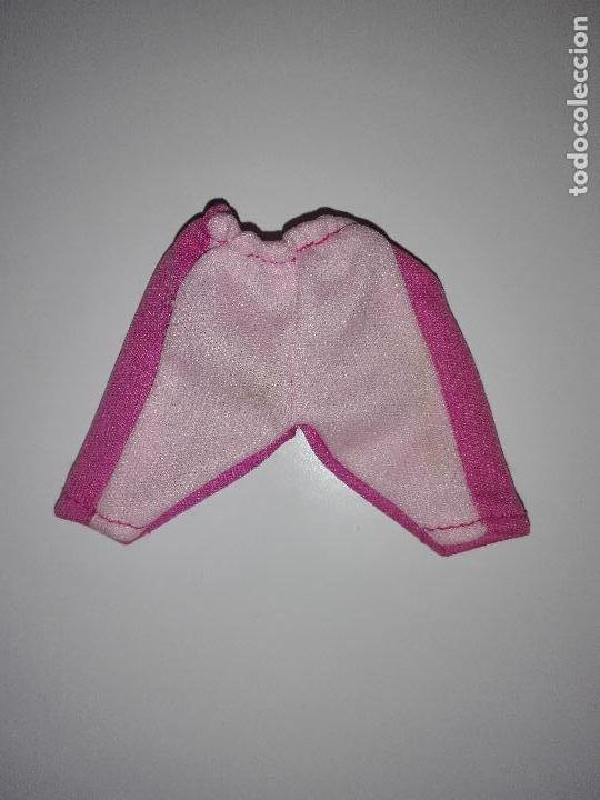 Mu&ntilde;ecas modernas: Pantal&oacute;n para mu&ntilde;eca bebe de barbie - Foto 1