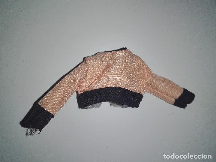 Mu&ntilde;ecas modernas: Chaqueta para mu&ntilde;eca bratz - Foto 2