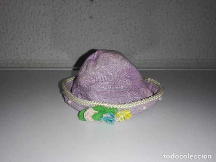 Mu&ntilde;ecas modernas: gorro para mu&ntilde;eca maniqui cnn2 - Foto 1