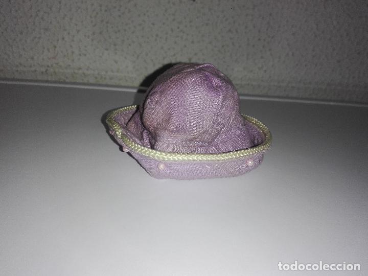 Mu&ntilde;ecas modernas: gorro para mu&ntilde;eca maniqui cnn2 - Foto 4