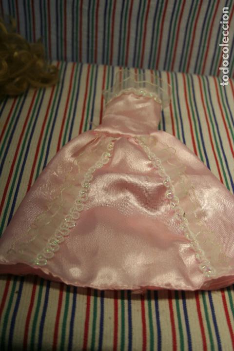 Mu&ntilde;ecas modernas: SPIN MASTER, MU&Ntilde;ECA ARTICULADA A&Ntilde;O 2009 - Foto 11