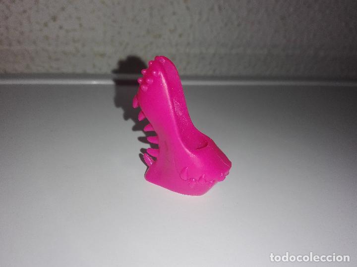 Mu&ntilde;ecas modernas: Zapato de mu&ntilde;eca monster high Cam1 - Foto 4