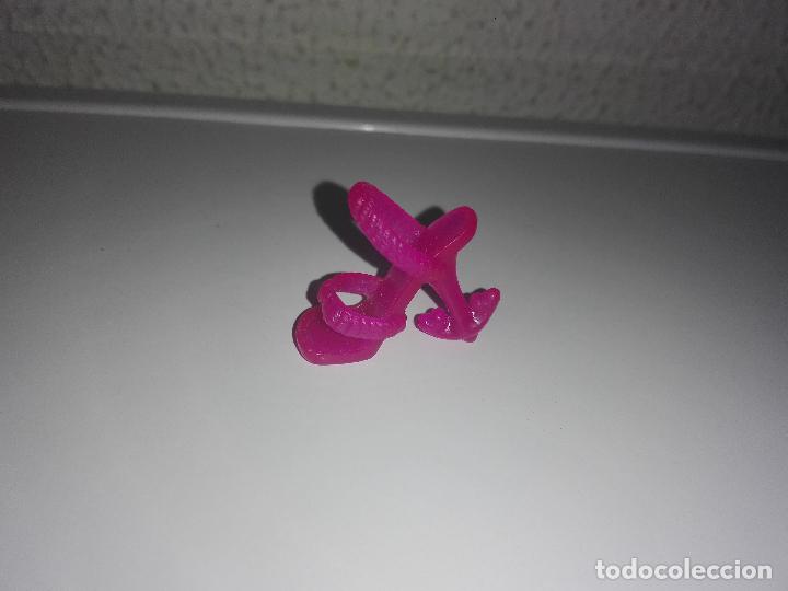 Mu&ntilde;ecas modernas: Zapato de mu&ntilde;eca monster high Cam1 - Foto 2