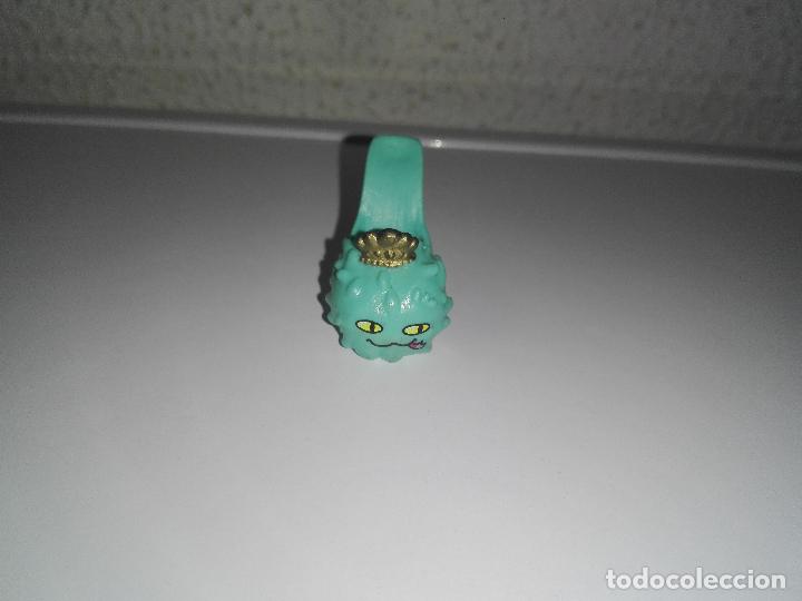 Mu&ntilde;ecas modernas: Zapato de mu&ntilde;eca monster high Cam1 - Foto 1