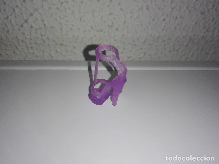Mu&ntilde;ecas modernas: Zapato de mu&ntilde;eca monster high Cam1 - Foto 3