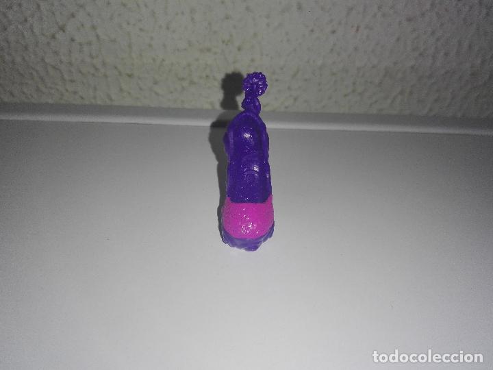 Mu&ntilde;ecas modernas: Zapato de mu&ntilde;eca monster high Cam1 - Foto 2