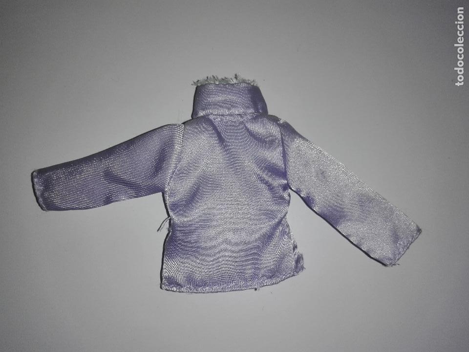 Mu&ntilde;ecas modernas: Chaqueta de mu&ntilde;eca Bratz - Foto 2