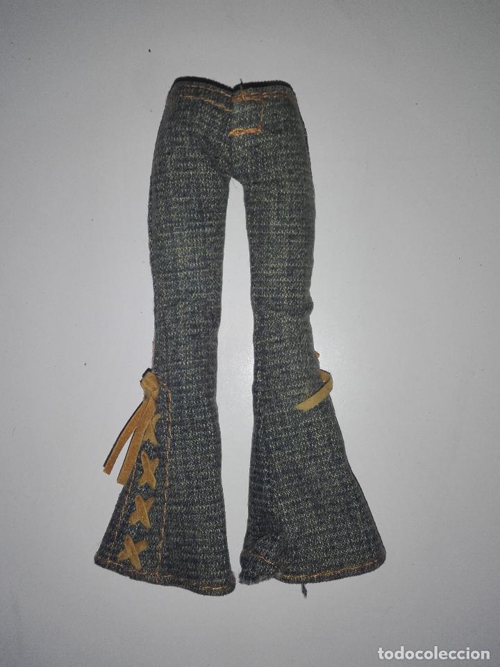Mu&ntilde;ecas modernas: Pantal&oacute;n de mu&ntilde;eca Bratz - Foto 2