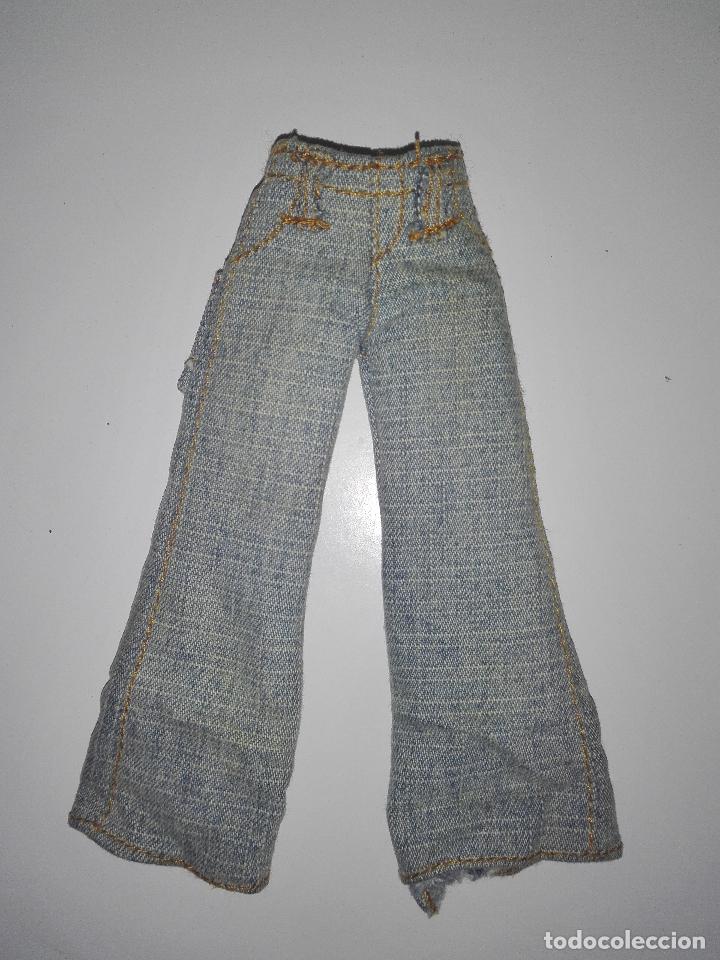 Mu&ntilde;ecas modernas: Pantal&oacute;n de mu&ntilde;eca Bratz - Foto 1