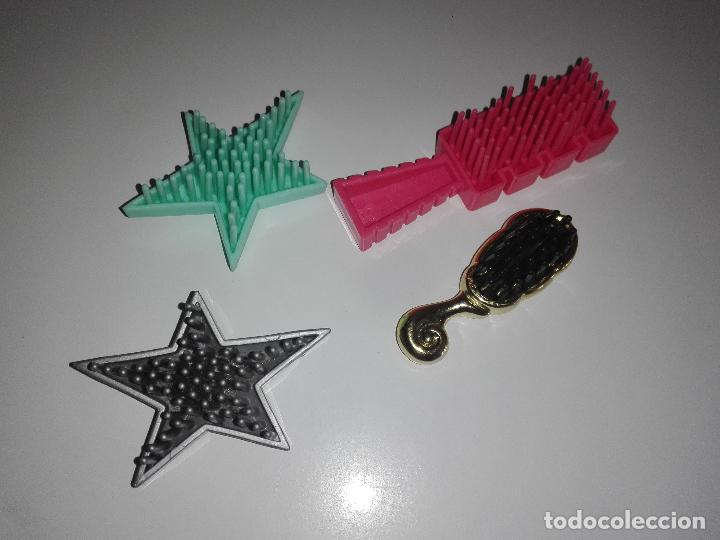 Mu&ntilde;ecas modernas: Lote de peines de mu&ntilde;eca bratz csr2 - Foto 4