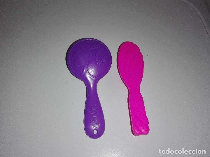 Mu&ntilde;ecas modernas: Lote de peines de mu&ntilde;eca barbie csr2 - Foto 1