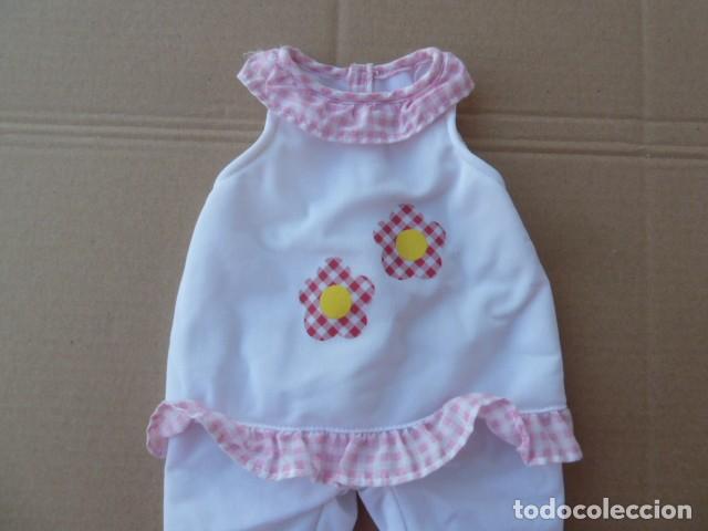 Mu&ntilde;ecas modernas: Precioso mono para mu&ntilde;eco beb&eacute; - Foto 3