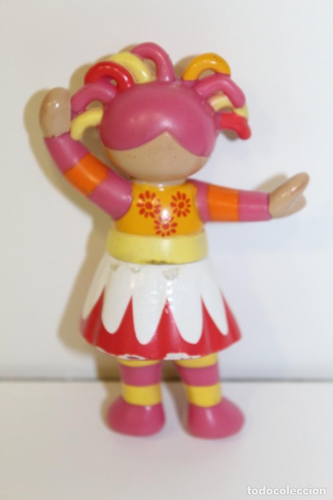Mu&ntilde;ecas modernas: MU&Ntilde;ECA RAGDOLL DE PVC HASBRO 2006 - Foto 2