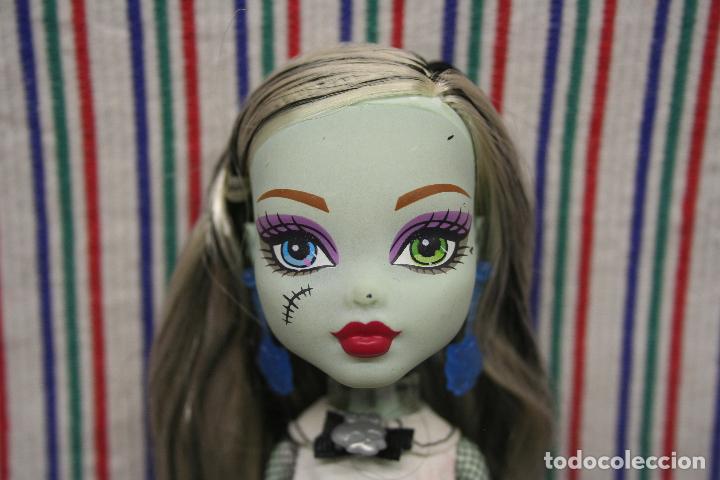 Mu&ntilde;ecas modernas: MU&Ntilde;ECA MONSTER HIGH FRANKIE STEIN 2012 - Foto 3