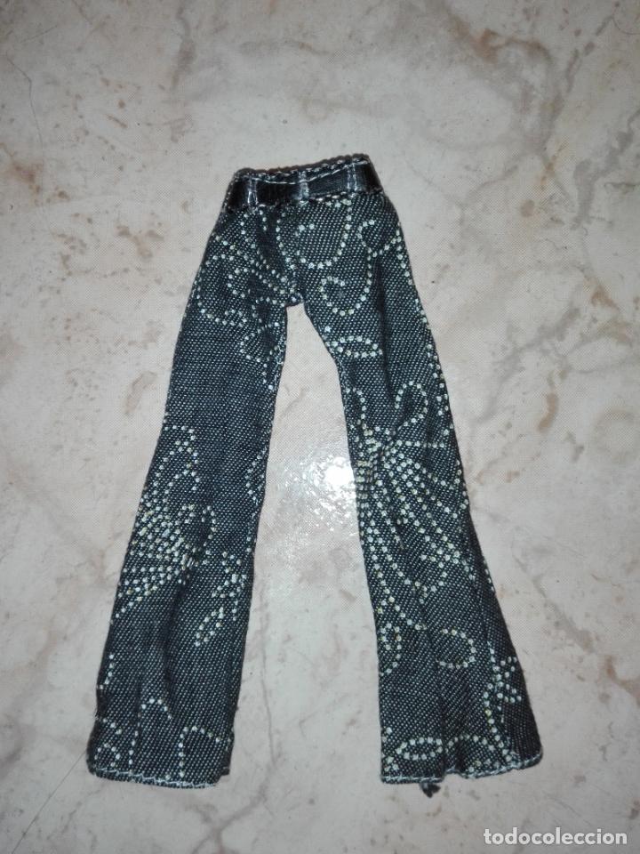 Mu&ntilde;ecas modernas: pantalon de Mu&ntilde;eca Bratz - Foto 1