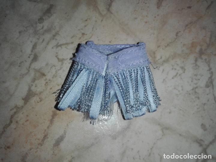 Mu&ntilde;ecas modernas: falda de mu&ntilde;eca bratz - Foto 2