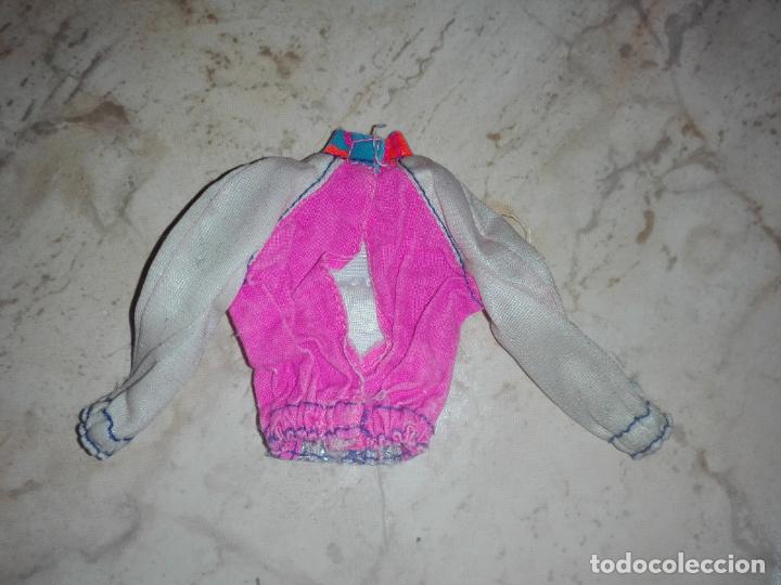 Mu&ntilde;ecas modernas: chaqueta de mu&ntilde;eca sindy - Foto 2