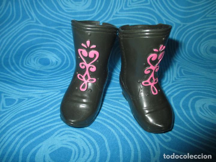 Mu&ntilde;ecas modernas: BOTAS MU&Ntilde;ECA DISNEY ANIMATORS - Foto 1